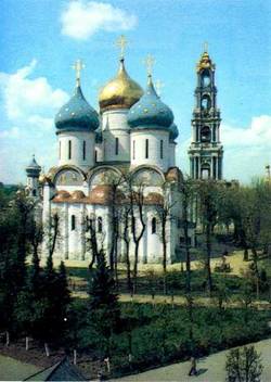 Собор Успения Пресвятой Богородицы. 1559— 1585 годы. Колокольня. 1740—1770 гг.